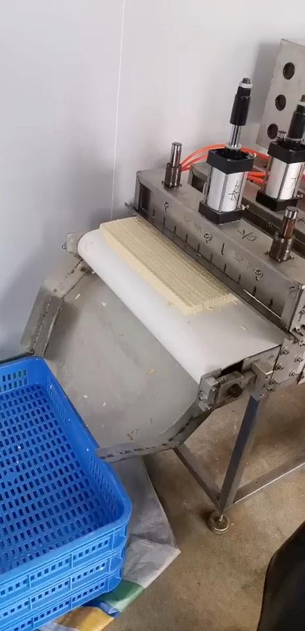 广东捷客迅知名品牌全自动豆腐切块机工厂直销豆制品机械设备厂家
